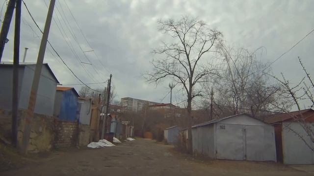 Частично обвалилась стена на Кавалерийской. Песчаный карьер, Кадетская школа Ермолова на Васякина. смотреть онлайн