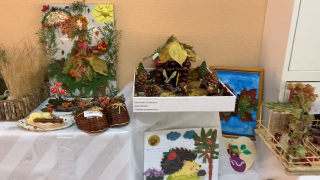 Выставка поделок "Осенние фантазии" в МБДОУ № 175 смотреть онлайн