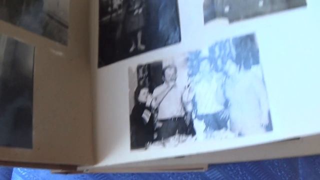 Старые фотографии. Разговор.