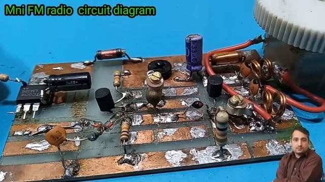 How to make simple transistor FM RADIO /2023 смотреть онлайн