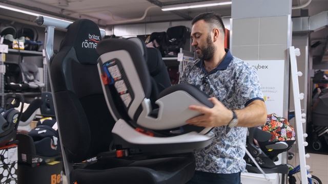 Универсальное кресло с рождения до 25 кг Chicco Seat Up смотреть онлайн