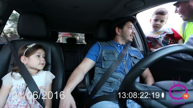 Таксист Русик. Папа вам не мама смотреть онлайн