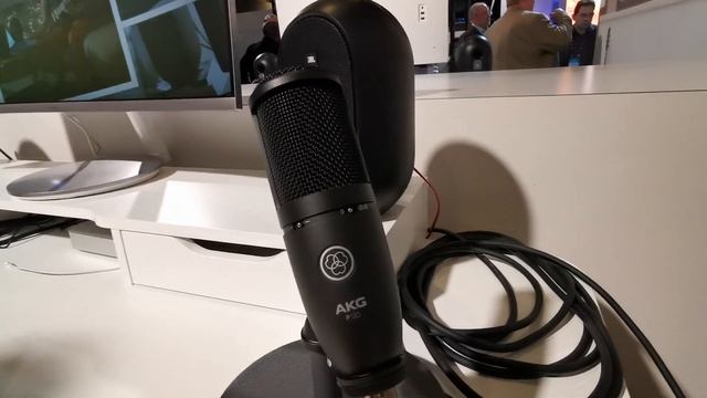 JBL 104 monitor powered speakers смотреть онлайн