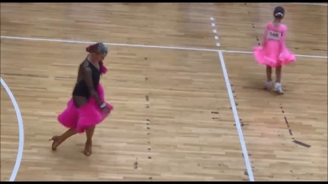 Поиск партнера по бальным танцам, г. Страсбург, Мари-Аревика, 12 лет смотреть онлайн