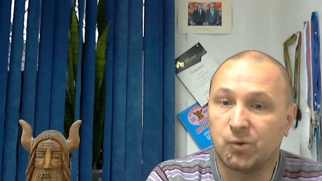 КАК ПРИРУЧИТЬ КОТЕНКА К ЛОТКУ Медведь советует Выпуск 12 смотреть онлайн