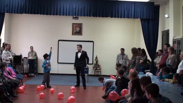 Mađioničar Bojan Bogdanović i Savez izviđača Beograda смотреть онлайн