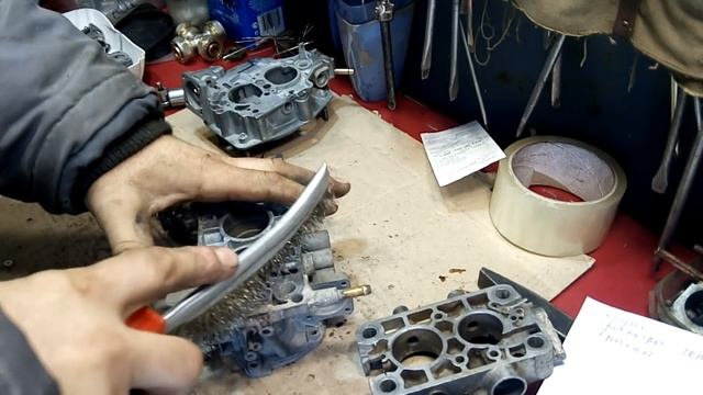 Ровняем плоскость карбюратора солекс, очень быстро! смотреть онлайн