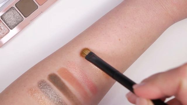 NATASHA DENONA Mini Retro Palette Swatches