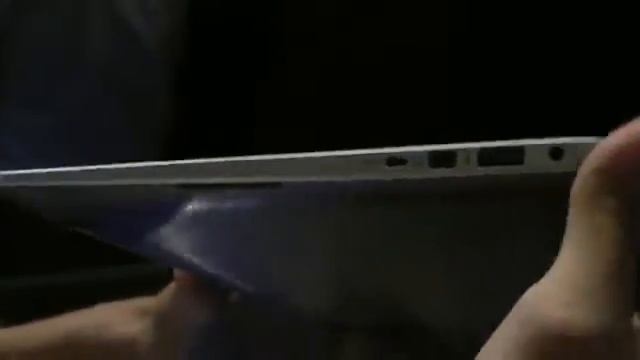 ASUS Transformer Book Trio (планшет, ноутбук и системный блок) смотреть онлайн