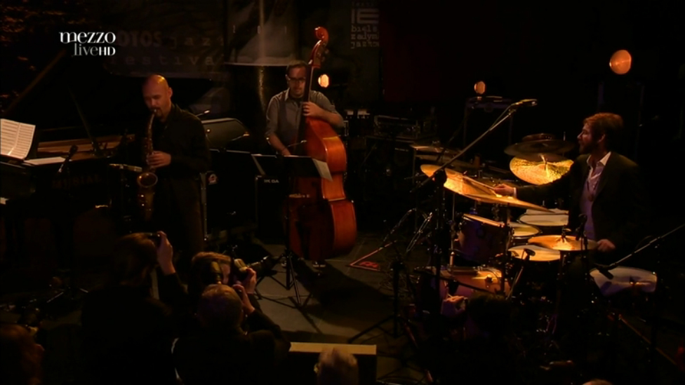 Miguel Zenon Quartet - Identities Are Changeable =HD= смотреть онлайн