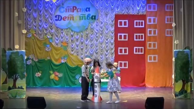 Детская театральная постановка по рассказу В. Катаева "Цветик - семицветик" смотреть онлайн