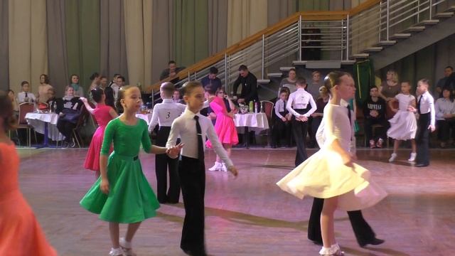 Финал Дети-2 Стандарт до D кл - Огни Екатеринбурга 2019 смотреть онлайн