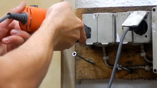 Plywood Tool Storage For Wrenches In Workshop - Homemade - Simple Woodworking Project смотреть онлайн