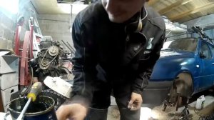 Иж 2126 замена шаровых , много ниачемчиков