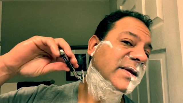 Gillette Sensor vs. Sensor Excel — average guy tested #APPROVED смотреть онлайн