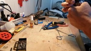 чёртик с подвесным тройничком своими руками