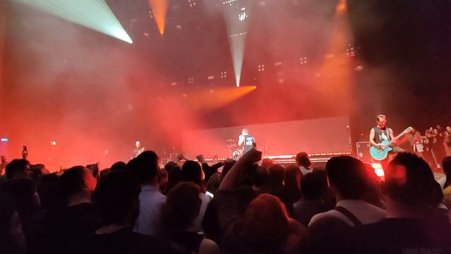 Simple Plan (Live @ Eventim Apollo, London) 16-02-2024 смотреть онлайн