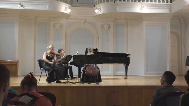 S.Taneyev Piano trio in D Major op.22 смотреть онлайн