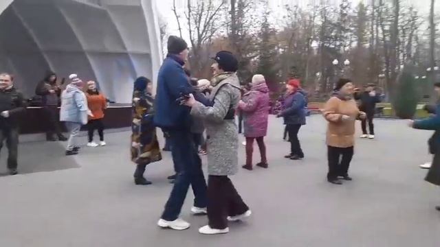 Я тебе намалював танцы в парке Горького Харьков 11.11.2023 смотреть онлайн