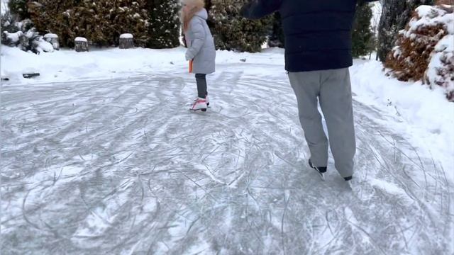 Каток на даче . Любимый пруд зимой. смотреть онлайн