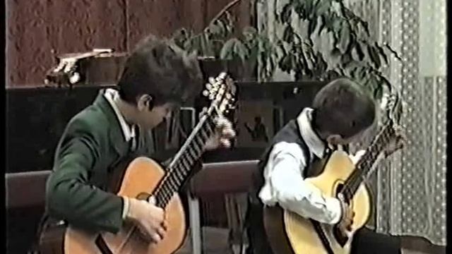 В.Калинин "Резвый ослик"в исполнении учащихся школы№11. смотреть онлайн