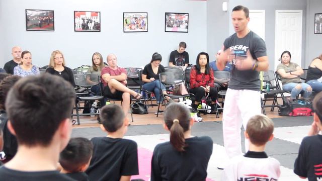 Olympian Juan Moreno - The Importance of Habit смотреть онлайн