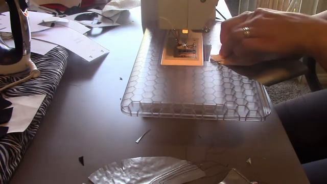 DIY: Thor's Helmet FREE pattern!!! смотреть онлайн