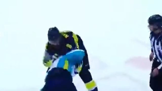 Павел Махановский vs Станислав Тунхузин смотреть онлайн