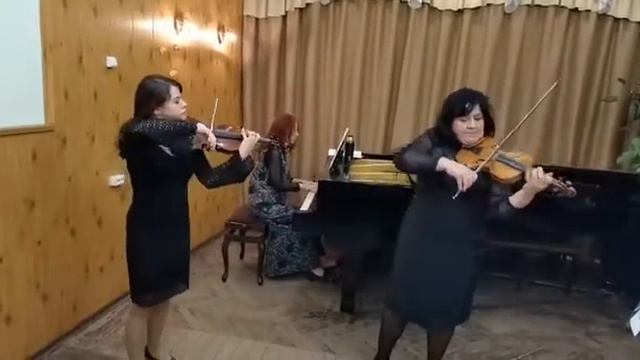 Trio Alegria / П. И. Чайковский Пастораль из оперы "Пиковая дама" смотреть онлайн