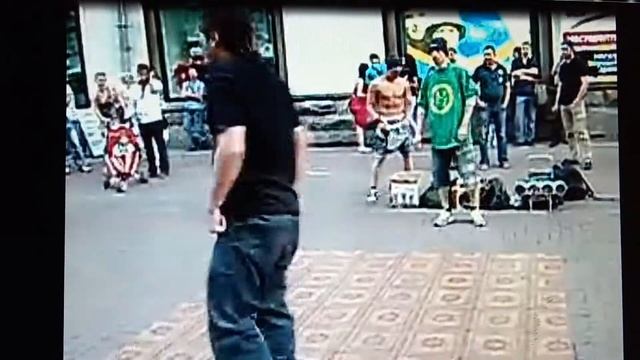 Арбат 2010 ( брейк данс )9 мая смотреть онлайн