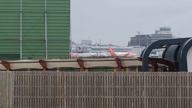 *Live* Planespotting at Manchester Airport Visitor Park (Stream 115.0) смотреть онлайн