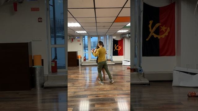 Urbankiz demo. Ольга Горте и Артемий Леонов. Открой урок Кизомба Новосибирск 2022 #urbankiz смотреть онлайн