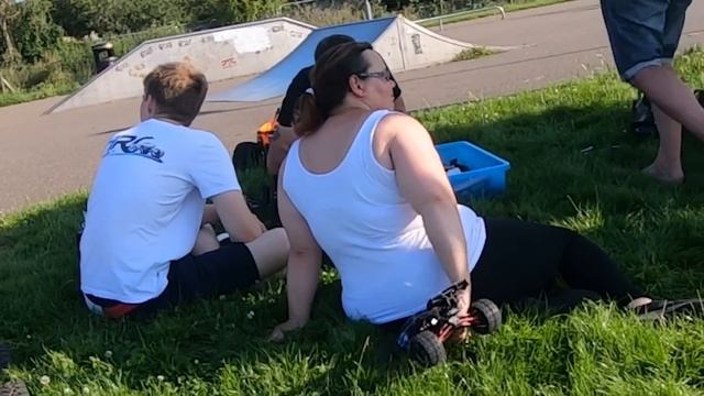 Crazy FAST Tiny Traxxas RC Car смотреть онлайн