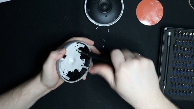 A look inside my Google Home Mini смотреть онлайн