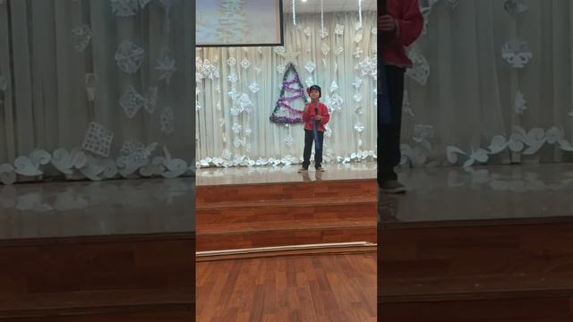 Эмиль Галиев -- Выйду на улицу смотреть онлайн