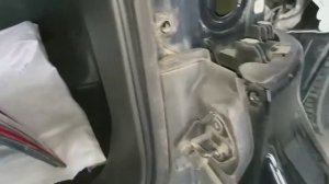 Как снять задний бампер и стопы Land Cruiser  ???