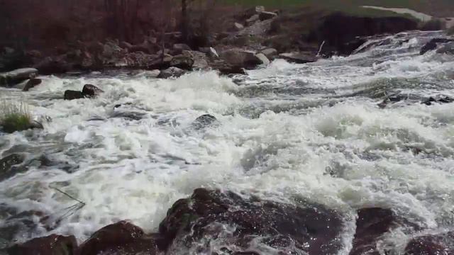Водопад "Чардымские камни". 2022) смотреть онлайн