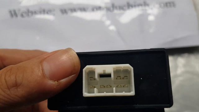 Rơ le xi nhan Hyundai HD120, HD250, HD260,HD270,HD320,HD360,HD370,HD700,HD 1000, Trago | 955507L000 смотреть онлайн