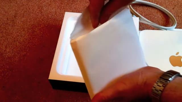 Time Capsule (2TB) Unboxing смотреть онлайн