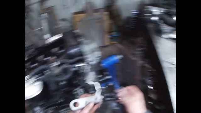 ОМ 651 СНИМАЕМ ТНВД EINSPRITZPUMPE OHM 651 Fuel pump OM 651 ОМ 651 как снять тнвд смотреть онлайн