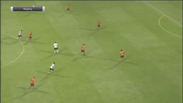 Как играть в PES 2011 по интернету ? Ссылка под видео !