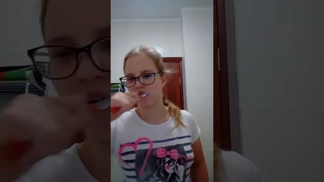 Надо чистить зубы смотреть онлайн