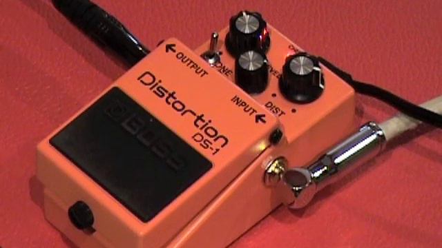 Doc Sanchez FX ZDS-1 Modded Boss DS-1 guitar effects pedal demo смотреть онлайн