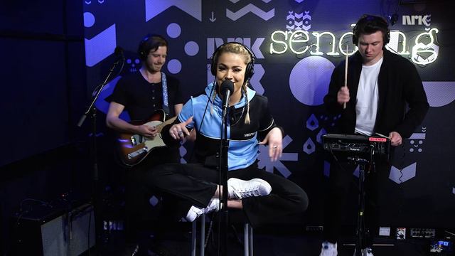 Julie Bergan - Selfish (Future / Rihanna Cover) - Christine Live P3