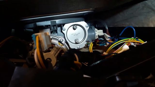 Ремонт посудомоечной машины Hansa ZWM 6677WEH смотреть онлайн