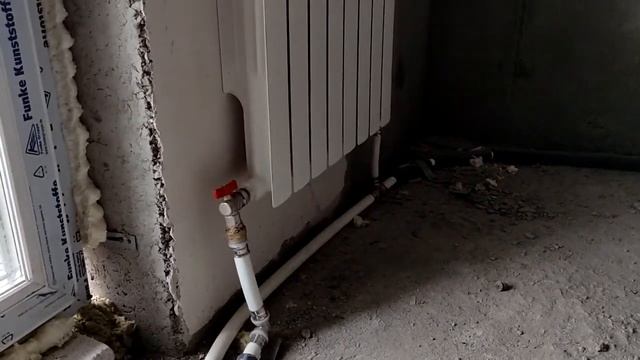 Монтаж системы отопления нержавеющей гофрированной трубой в многоквартирном жилом доме. От и до. смотреть онлайн