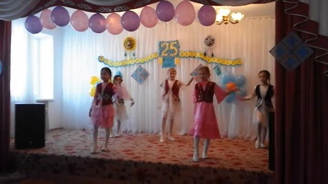 Выступление казахский танец смотреть онлайн
