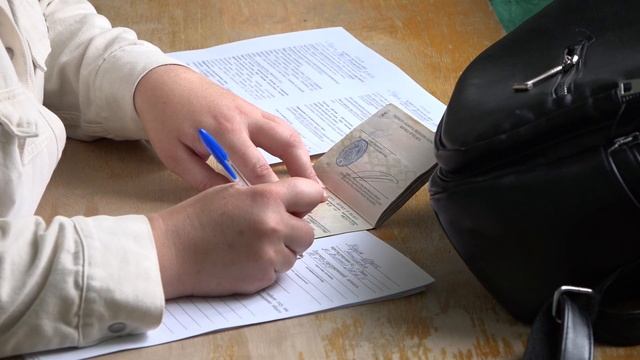 Собраться в школу: где получить материальную помощь многодетным семьям? смотреть онлайн