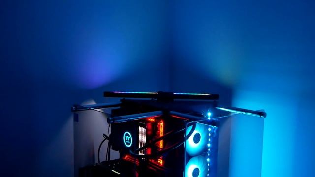 Praktyczna lampka na monitor - z RGB :) Savio Lightbar RGB (LB-01) смотреть онлайн