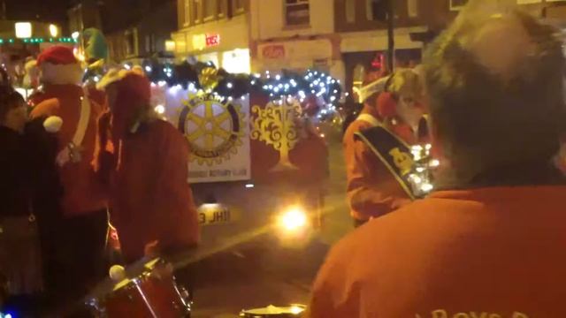 Англия. А к нам дед мороз уже пожаловал. смотреть онлайн